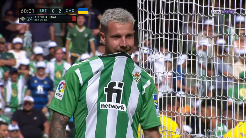 La Liga : Aitor Ruibal expulsé pour avoir giflé un joueur de Cadiz !