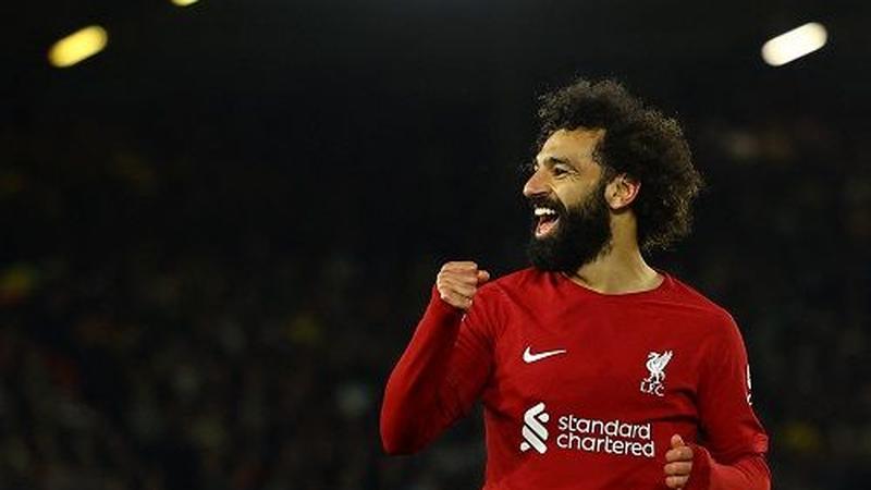 Liverpool hit Leeds for six after controversial Gakpo opener