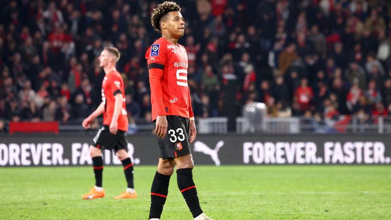 Ligue 1 : Bruno Génésio revient sur l’affaire Désiré Doué au Stade Rennais