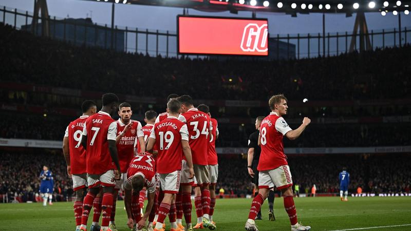 Arsenal vence 3-1 en casa al Chelsea