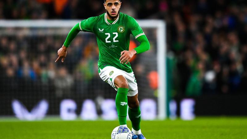 Mercato : L'OGC Nice a ciblé le grand espoir irlandais Andrew Omobamidele