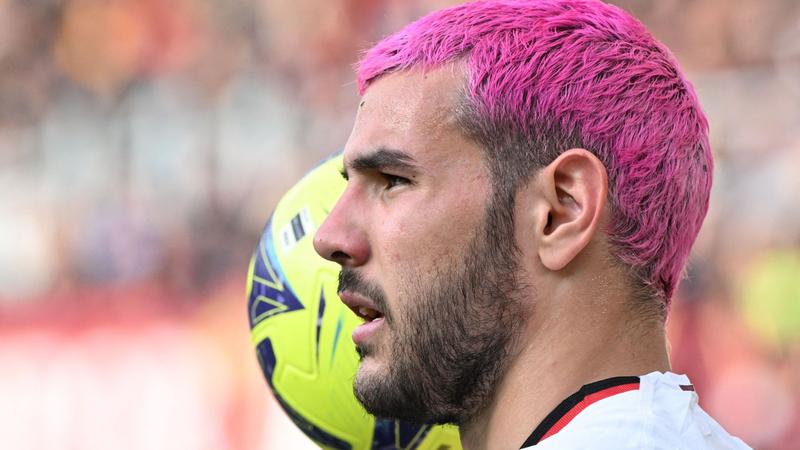 Serie A : Rush de 60 mètres + missile téléguidé, l'INCROYABLE but de Théo Hernandez !