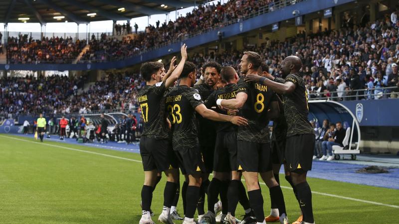 El PSG vence 1-3 en su visita al Troyes