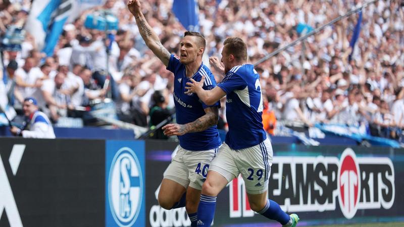 Bundesliga : Schalke arrache le nul contre Francfort pour rester en vie pour le maintien