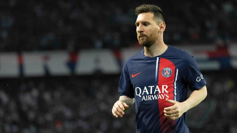 Mercato : Le père de Messi assure que "Lionel veut revenir au Barça"