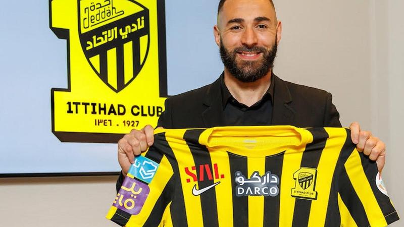 Saudi Pro League : Karim Benzema signe officiellement à Al-Ittihad