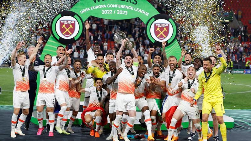 El West Ham gana un título después de 43 años