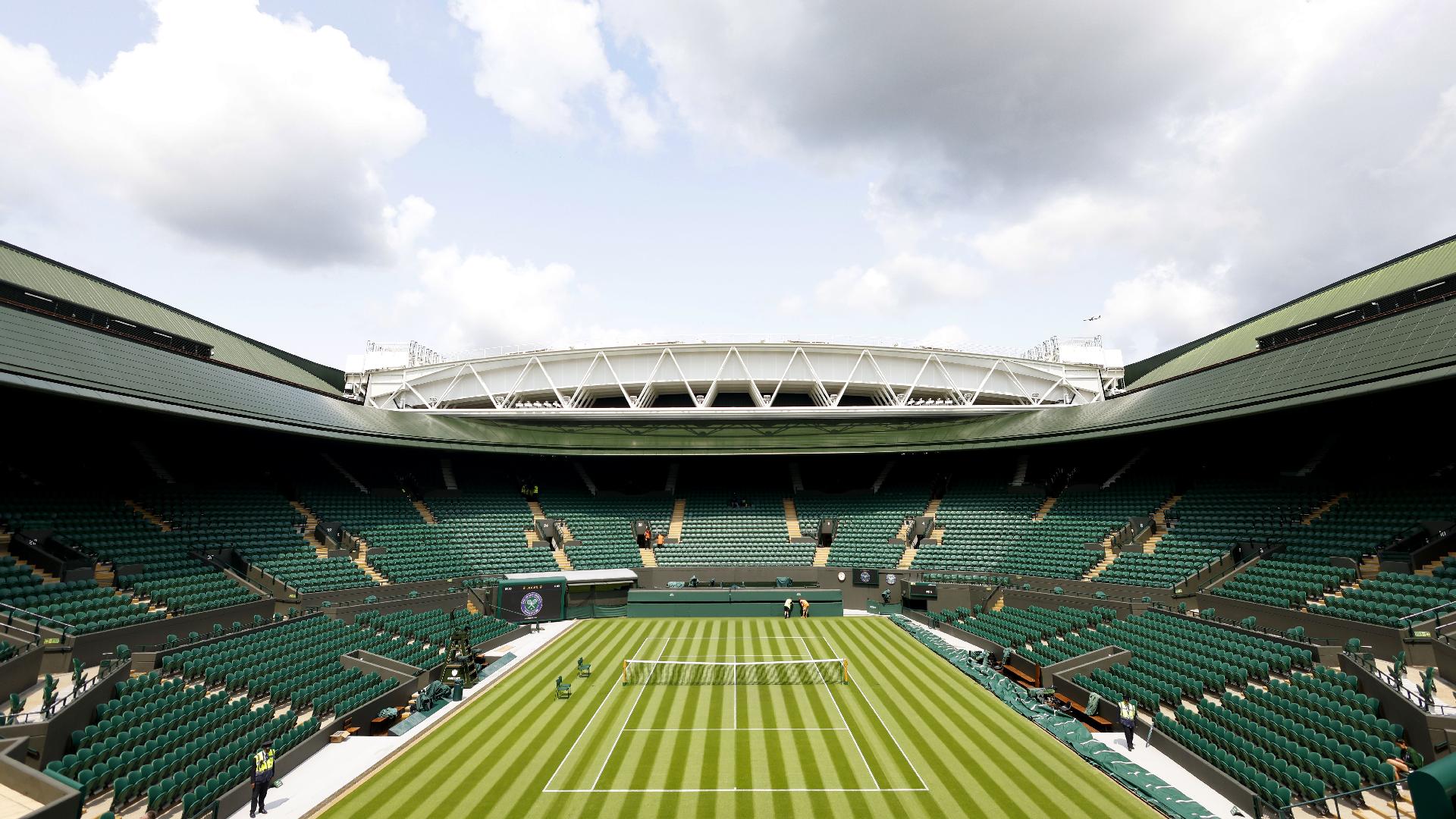 Female Wimbledon players were forced to play braless due to strict rules -  Mirror Online