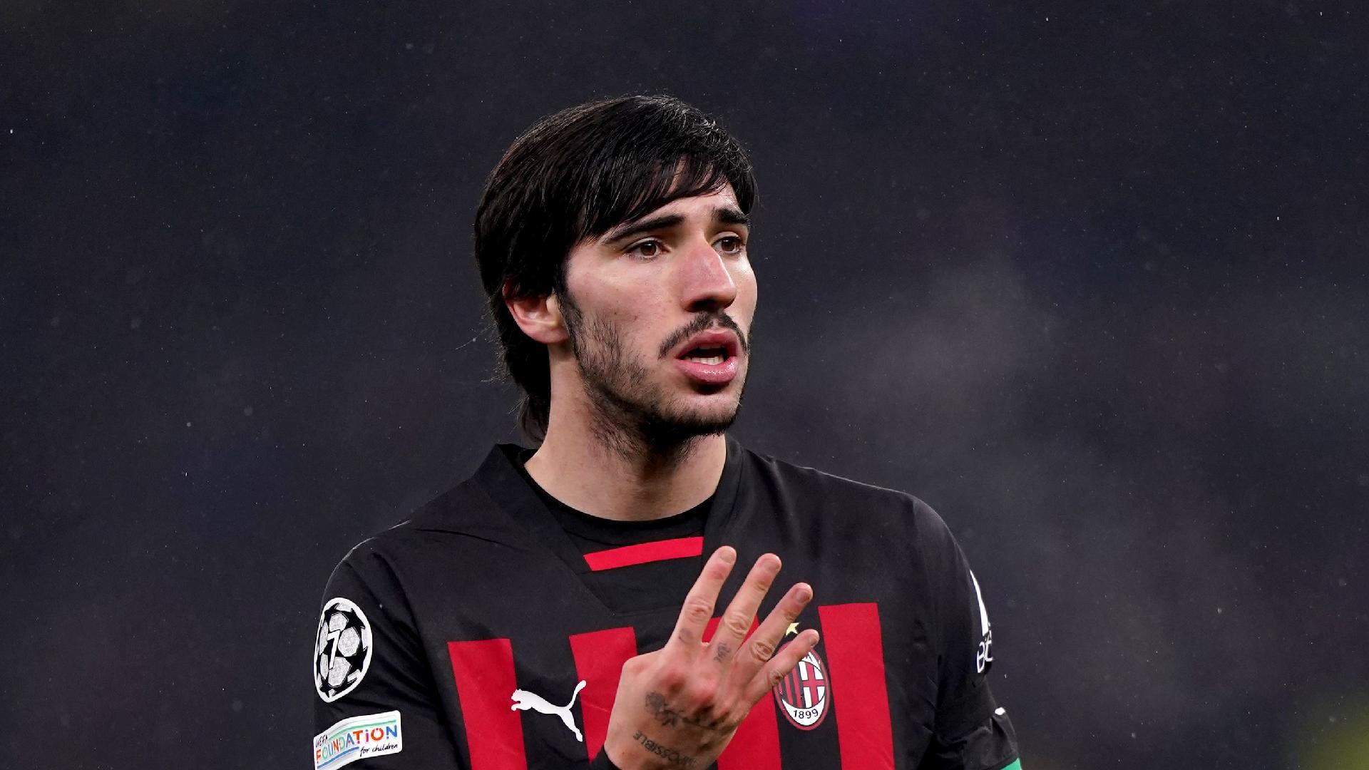 Newcastle complete signing of Italy midfielder Sandro Tonali from AC Milan