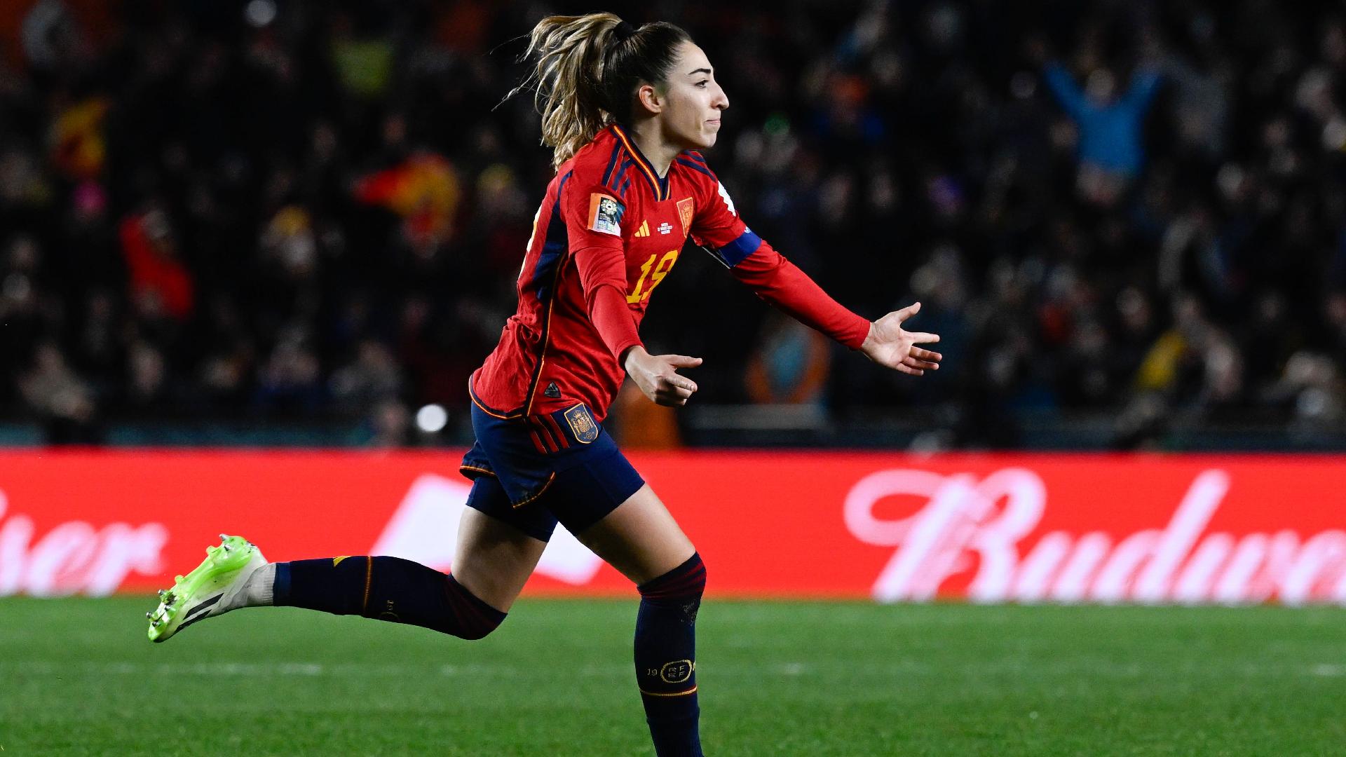 Olga Carmona’s late winner fires Spain into World Cup final
