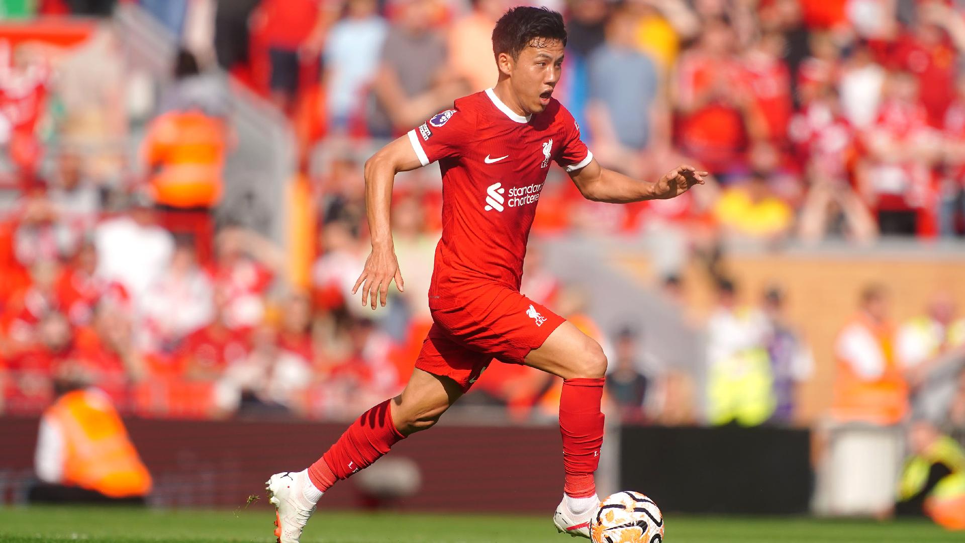 Owen Hargreaves left stunned by Wataru Endo after Liverpool debut. 
