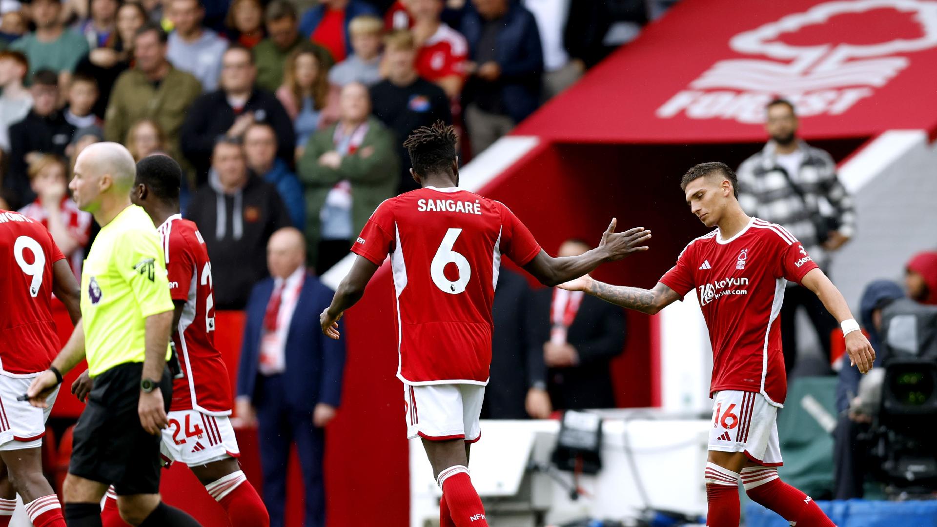 Nicolas Dominguez earns point for 10-man Nottingham Forest against Brentford