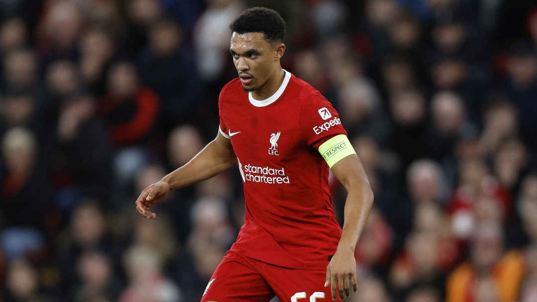 Jurgen Klopp admits Trent Alexander-Arnold may be the middle man ...