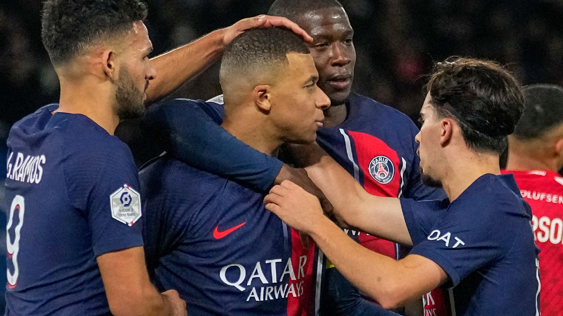 Paris St Germain pull four points clear in Ligue 1 after victory over Monaco