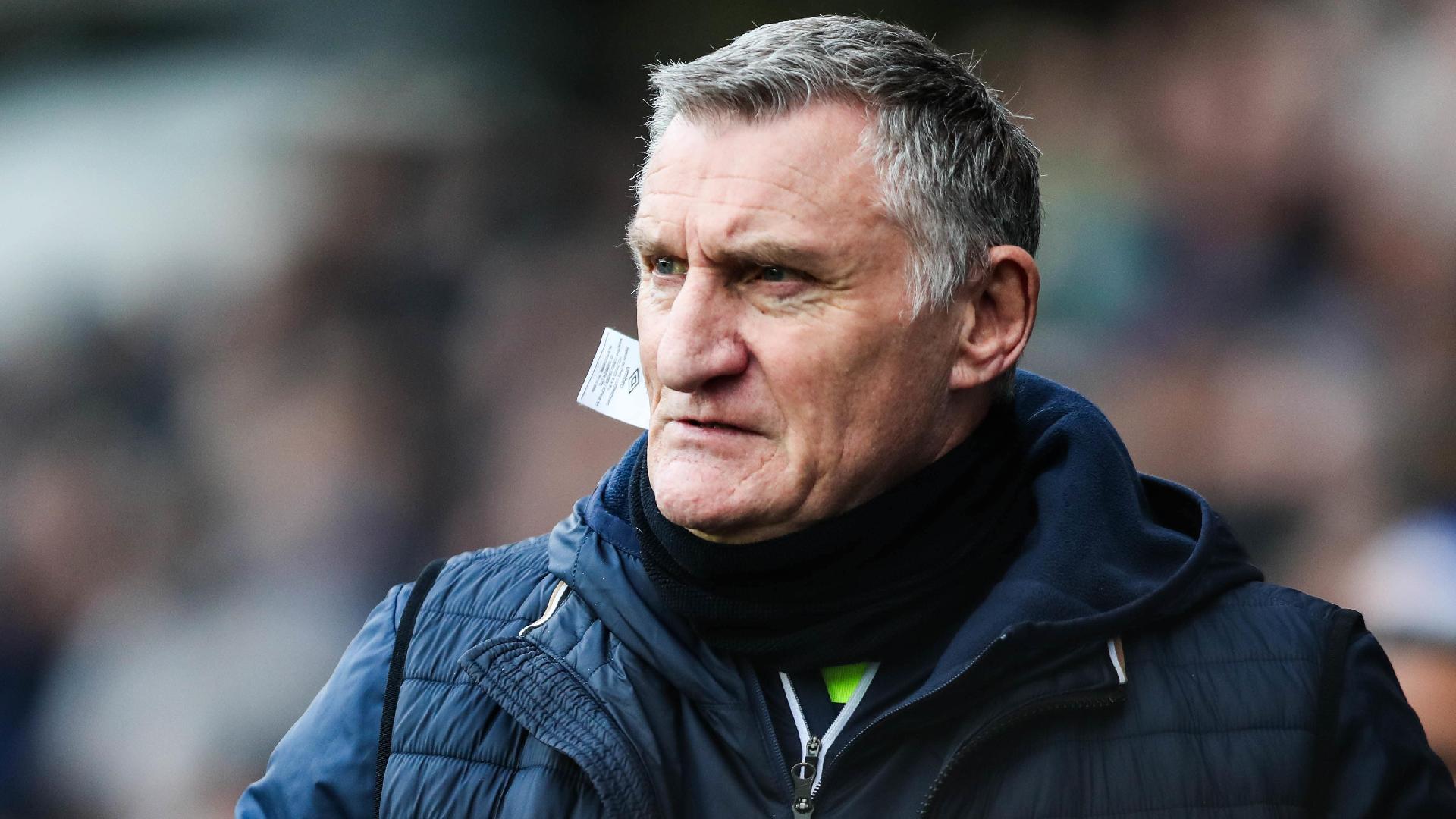 Sunderland make ‘difficult decision’ to sack head coach Tony Mowbray
