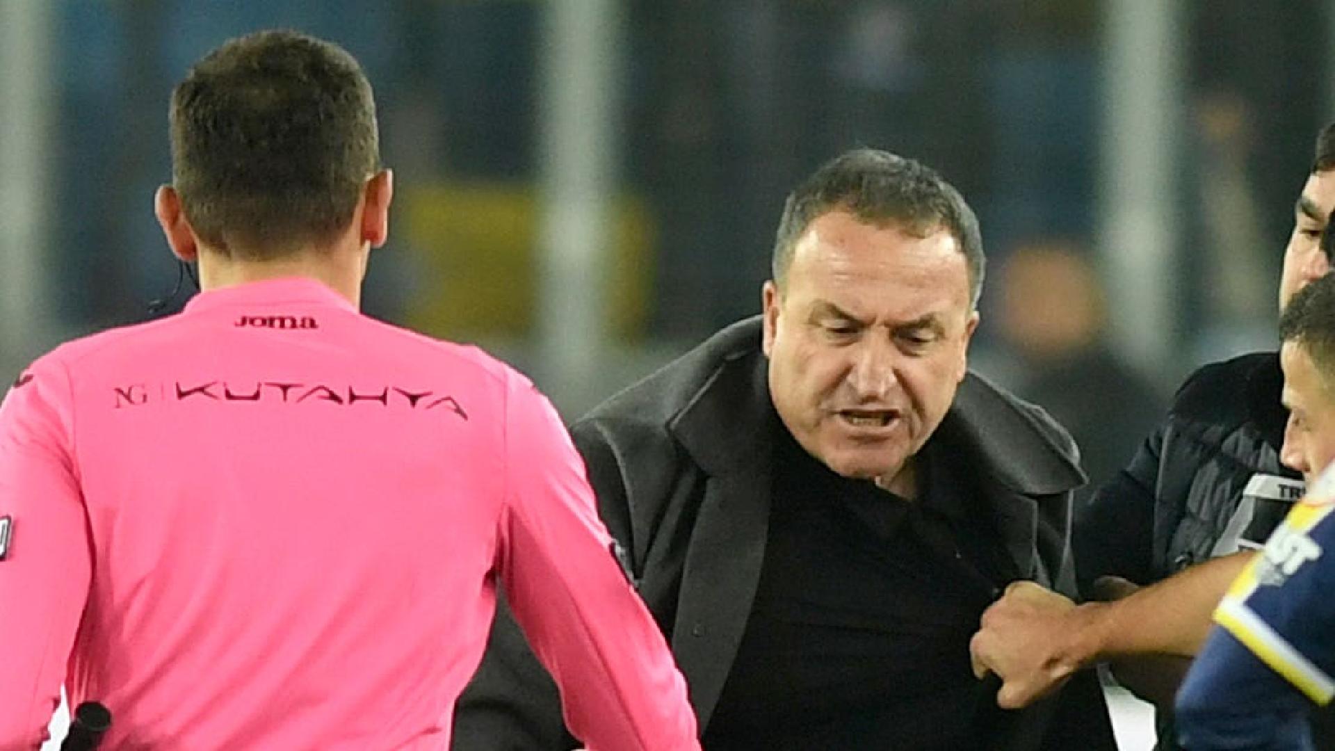 Dzeko's brace past Sivasspor propels Fenerbahçe to Süper Lig