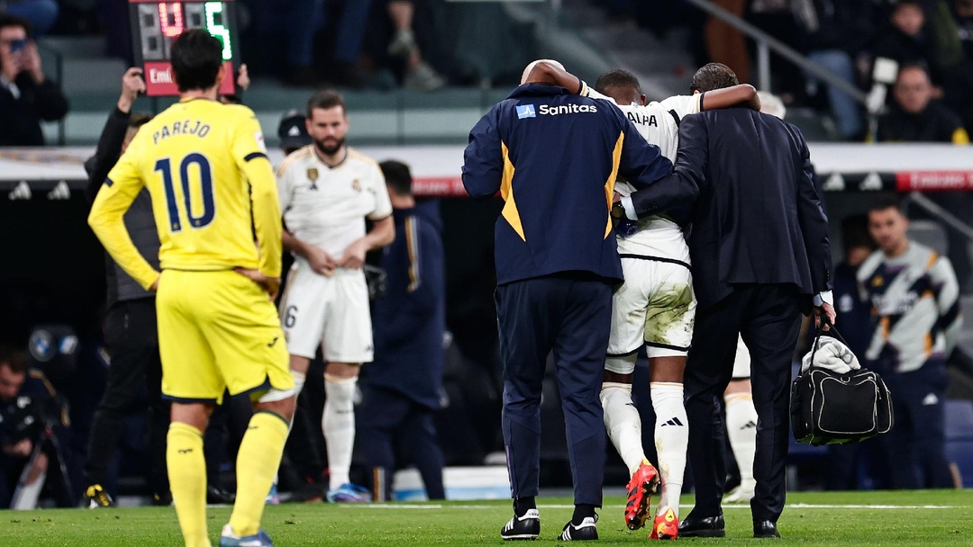 David Alaba tears anterior cruciate ligament in Real Madrid win | beIN ...