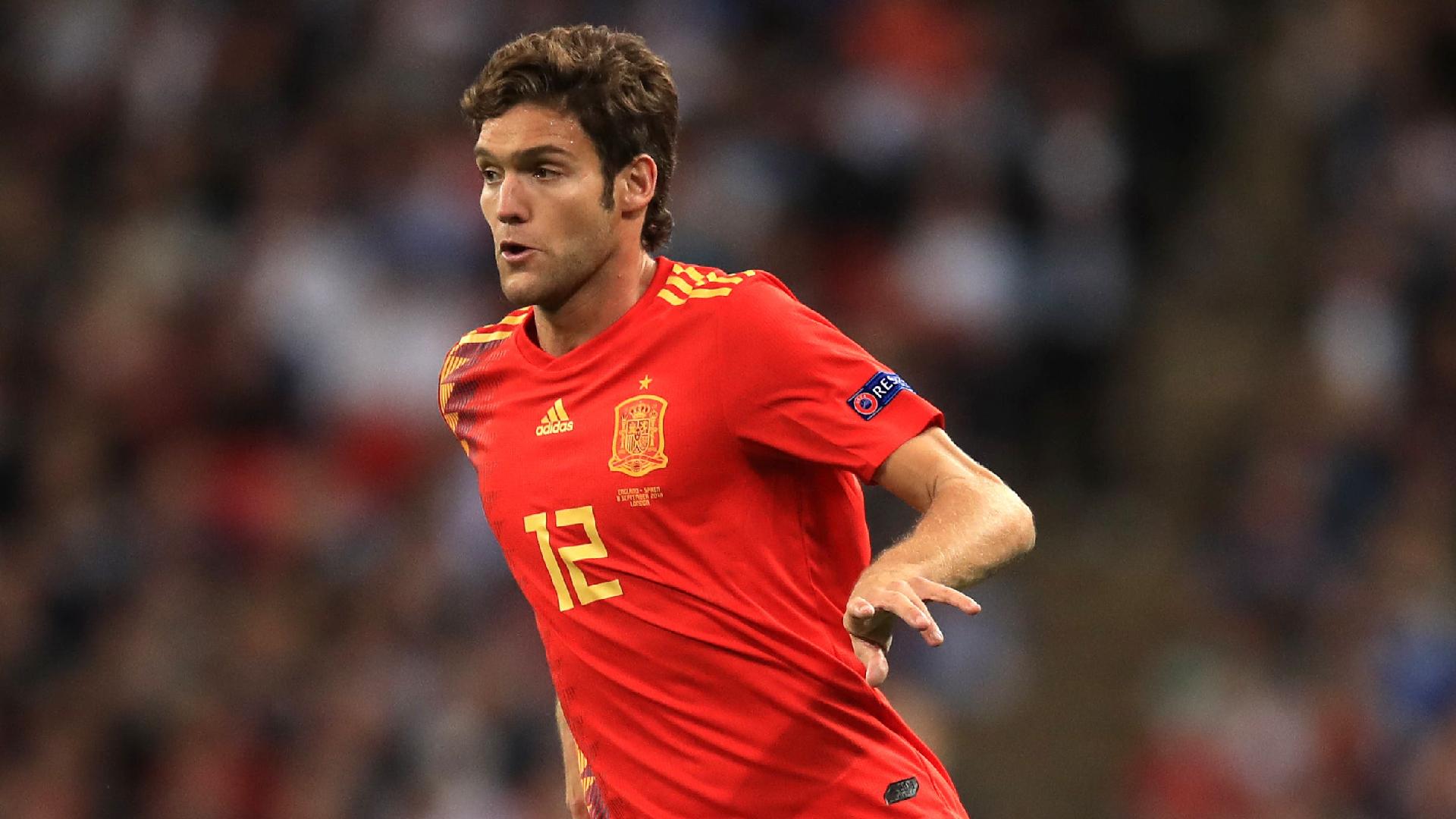 Barcelona defender Marcos Alonso has operation on back problem | beIN SPORTS