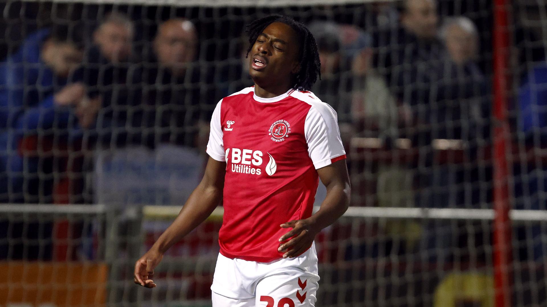 Charlie Adam backs Promise Omochere to learn from costly red as Fleetwood  held | beIN SPORTS