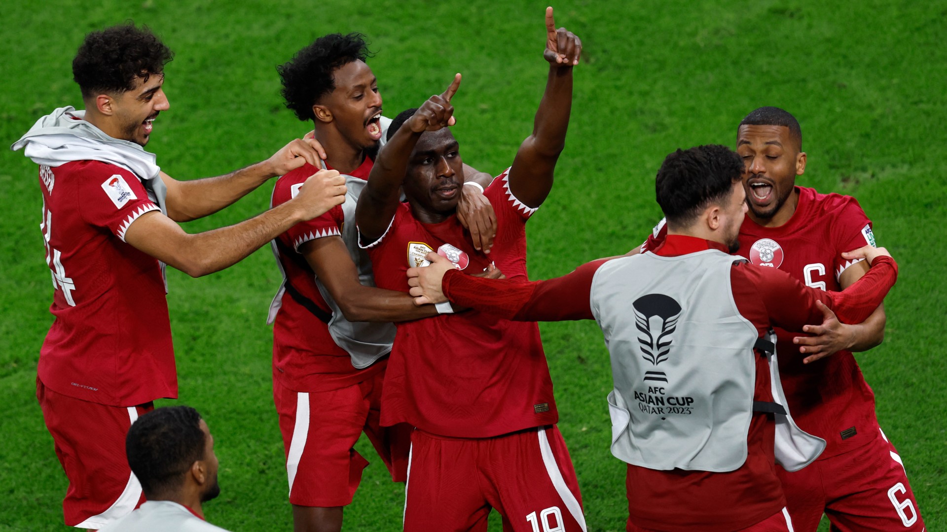 Asian Cup: Iran 2-3 Qatar