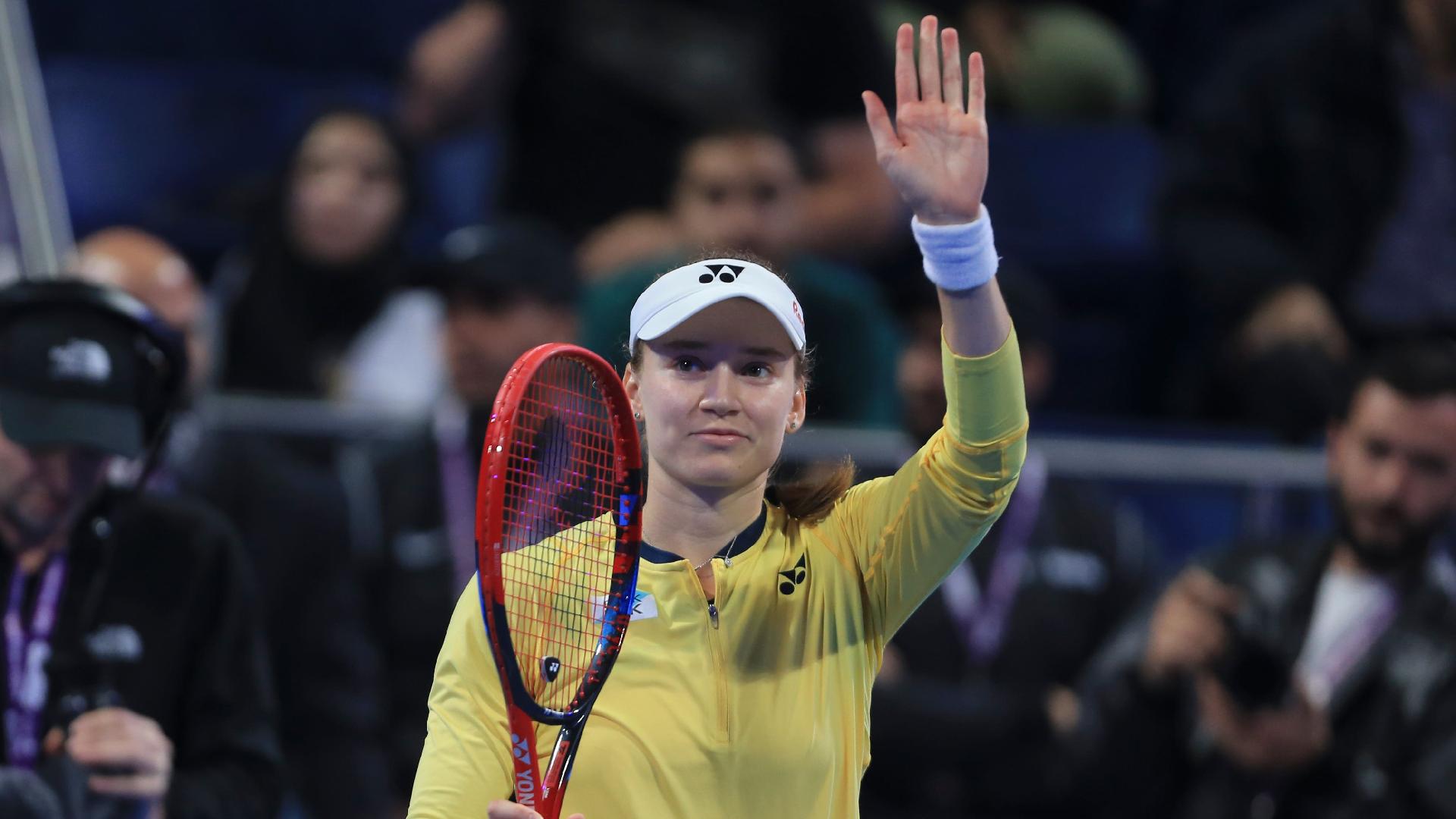 Iga Swiatek to take on Elena Rybakina in bid for third successive Qatar title