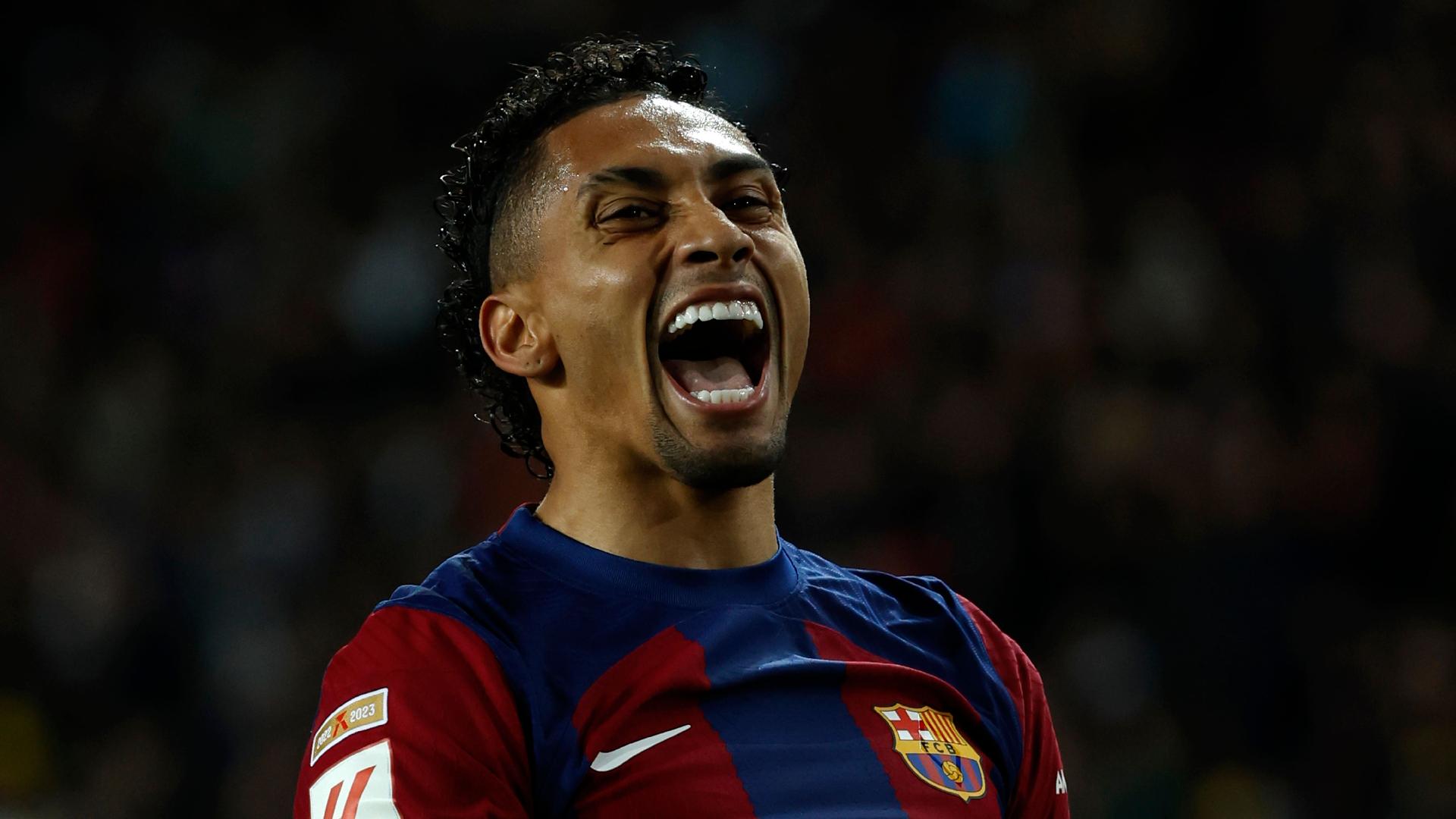 Raphinha on target as Barcelona edge past 10-man Las Palmas