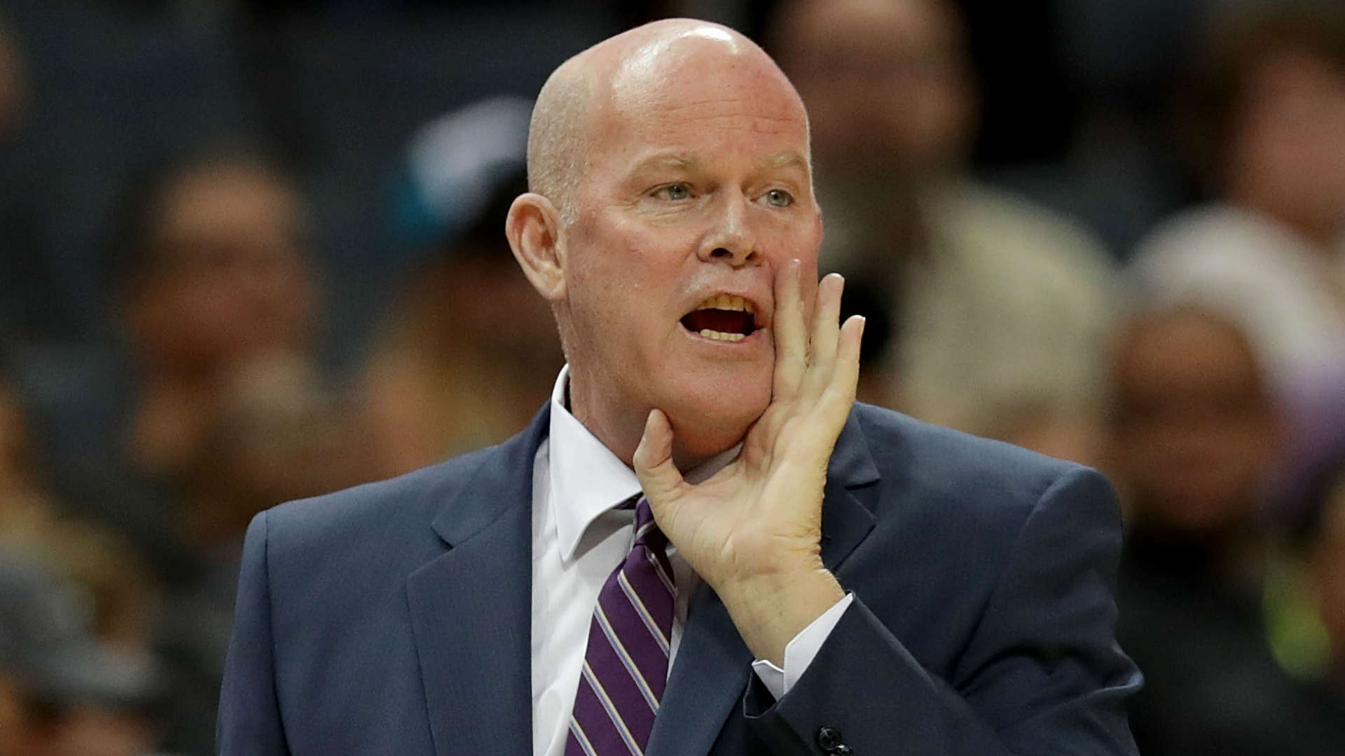 Hornets coach Clifford to step down