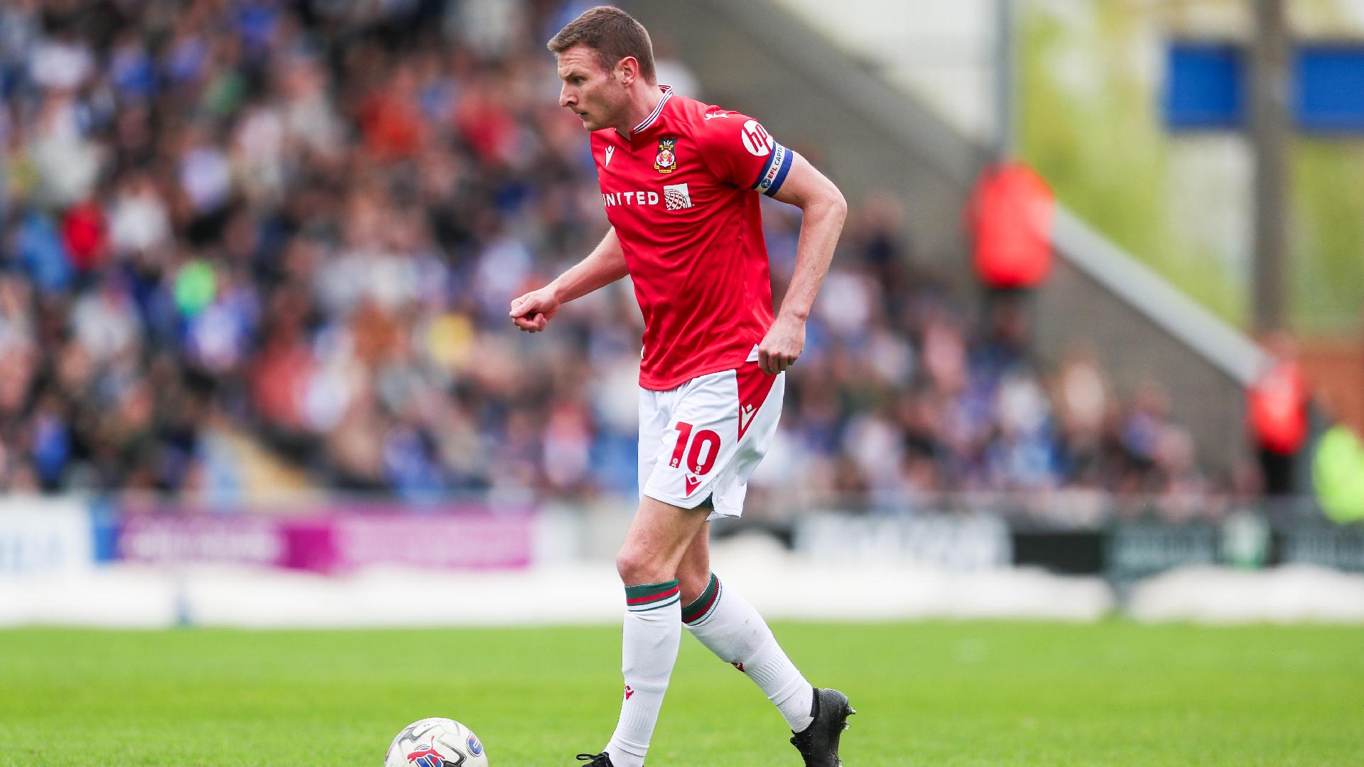 Paul Mullin double helps Wrexham take step towards promotion by beating  Crawley | beIN SPORTS