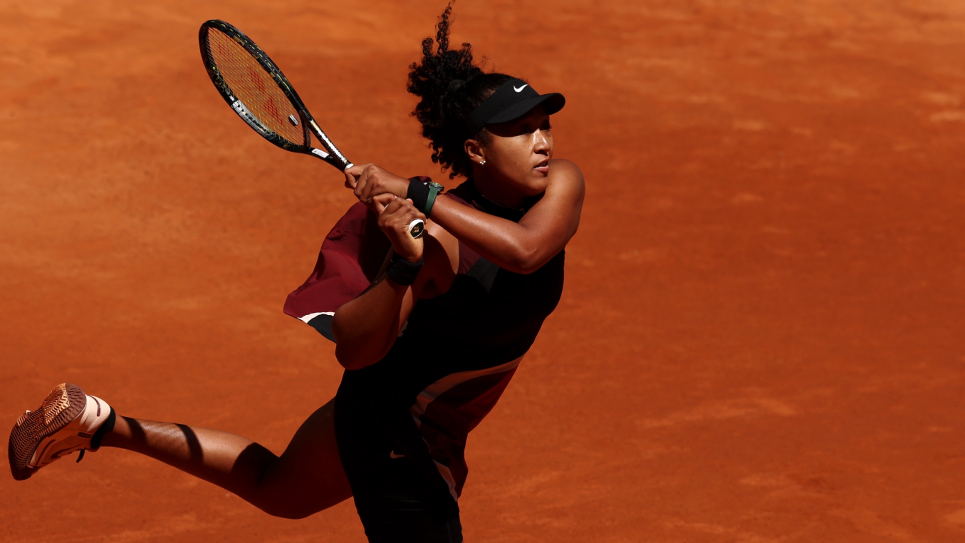 Osaka storms to victory in Madrid
