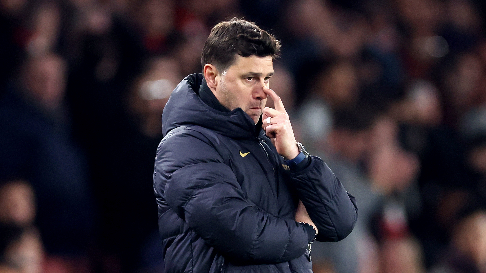 Poch fights back on Chelsea rumours