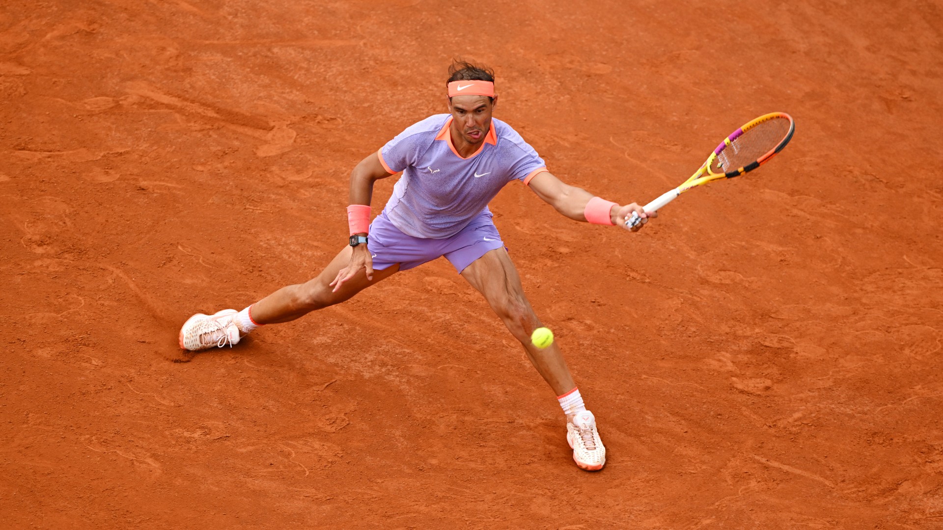 Nadal fights back to win in Rome