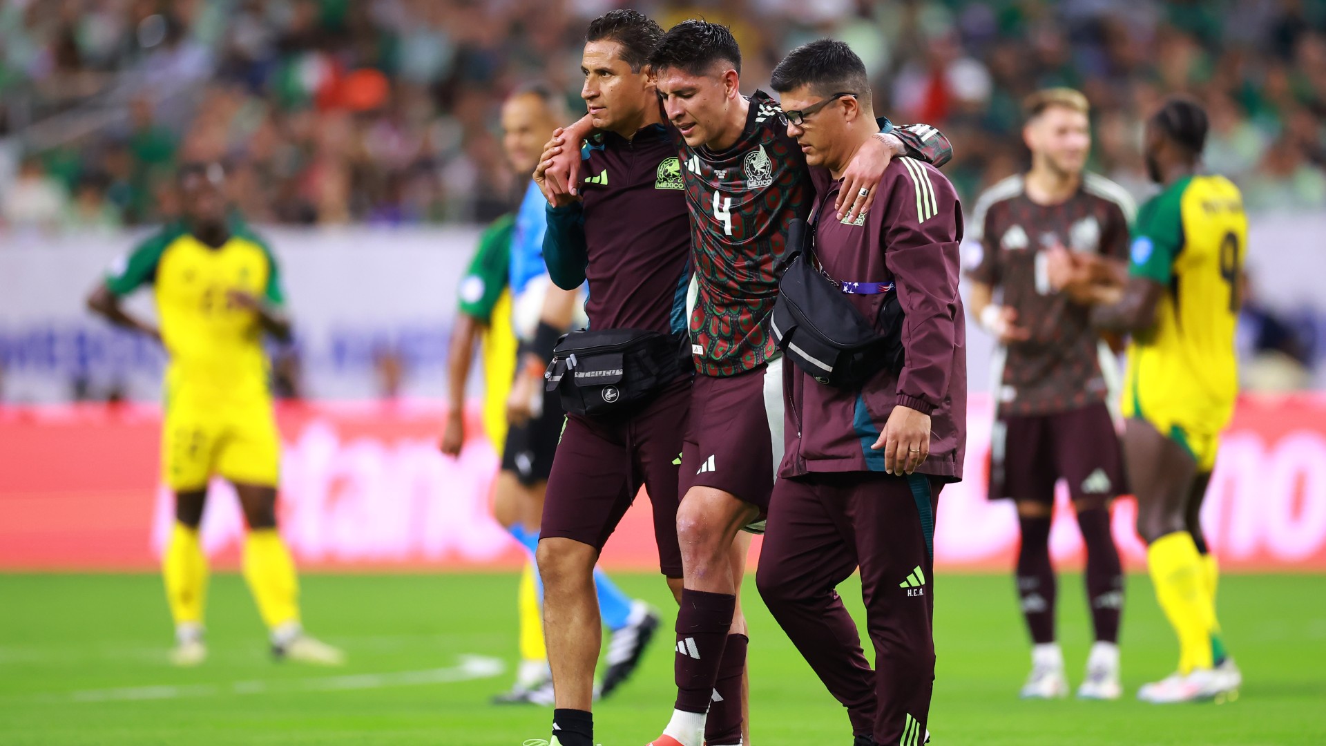 Injured Alvarez out of Copa America