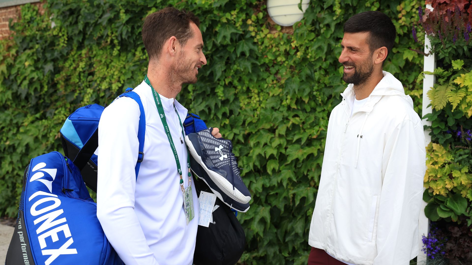 Djokovic hails 'legend' Murray