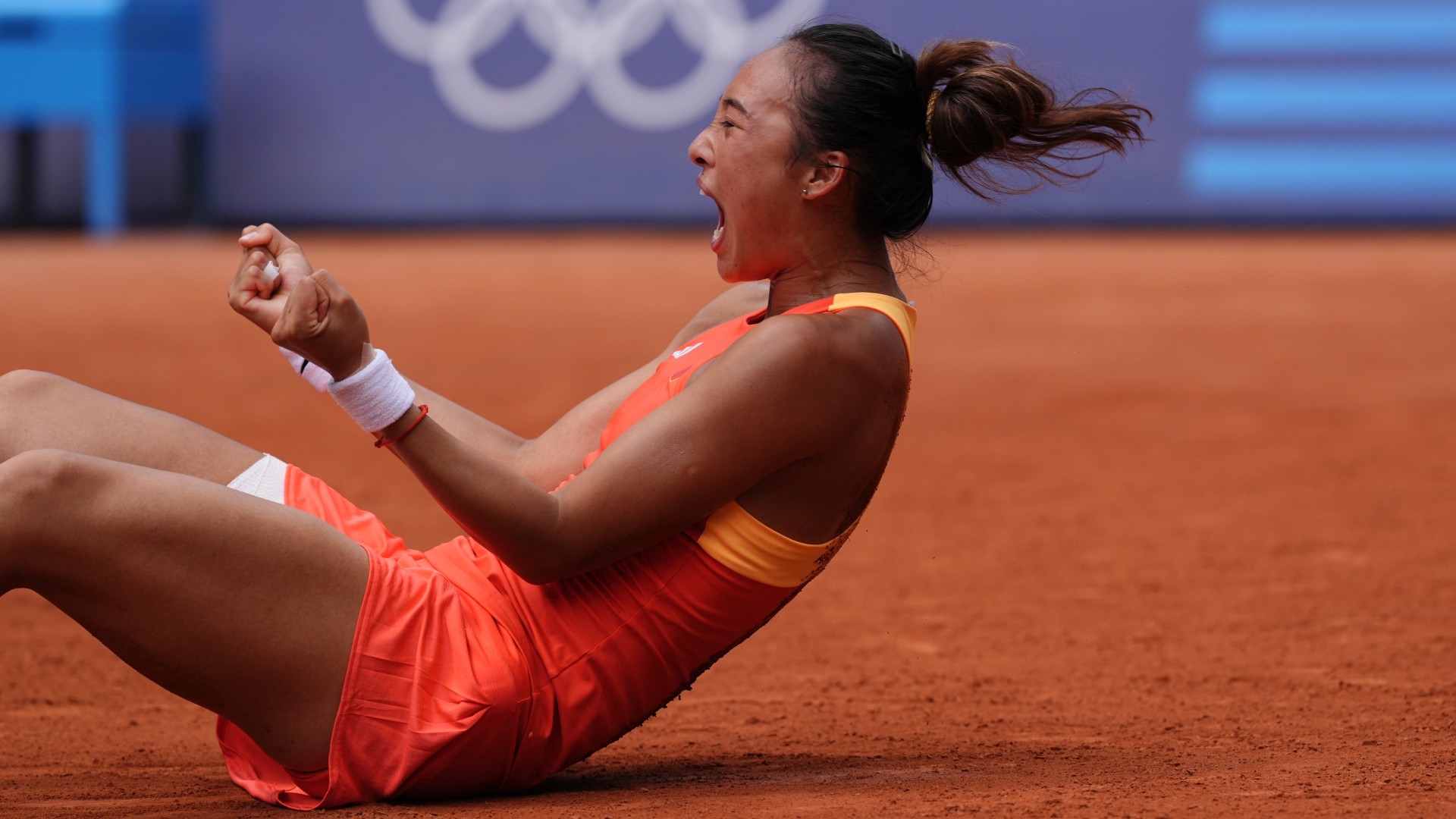 Zheng makes history in Paris