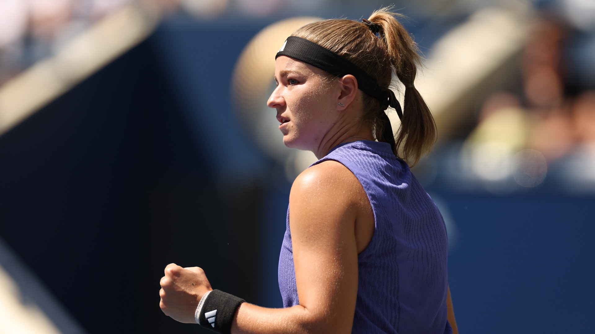 Muchova into US Open semi-finals