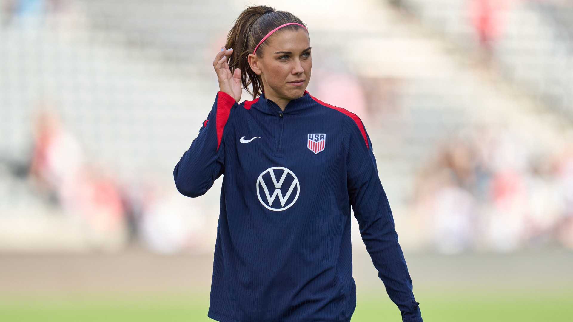 Alex Morgan announces retirement