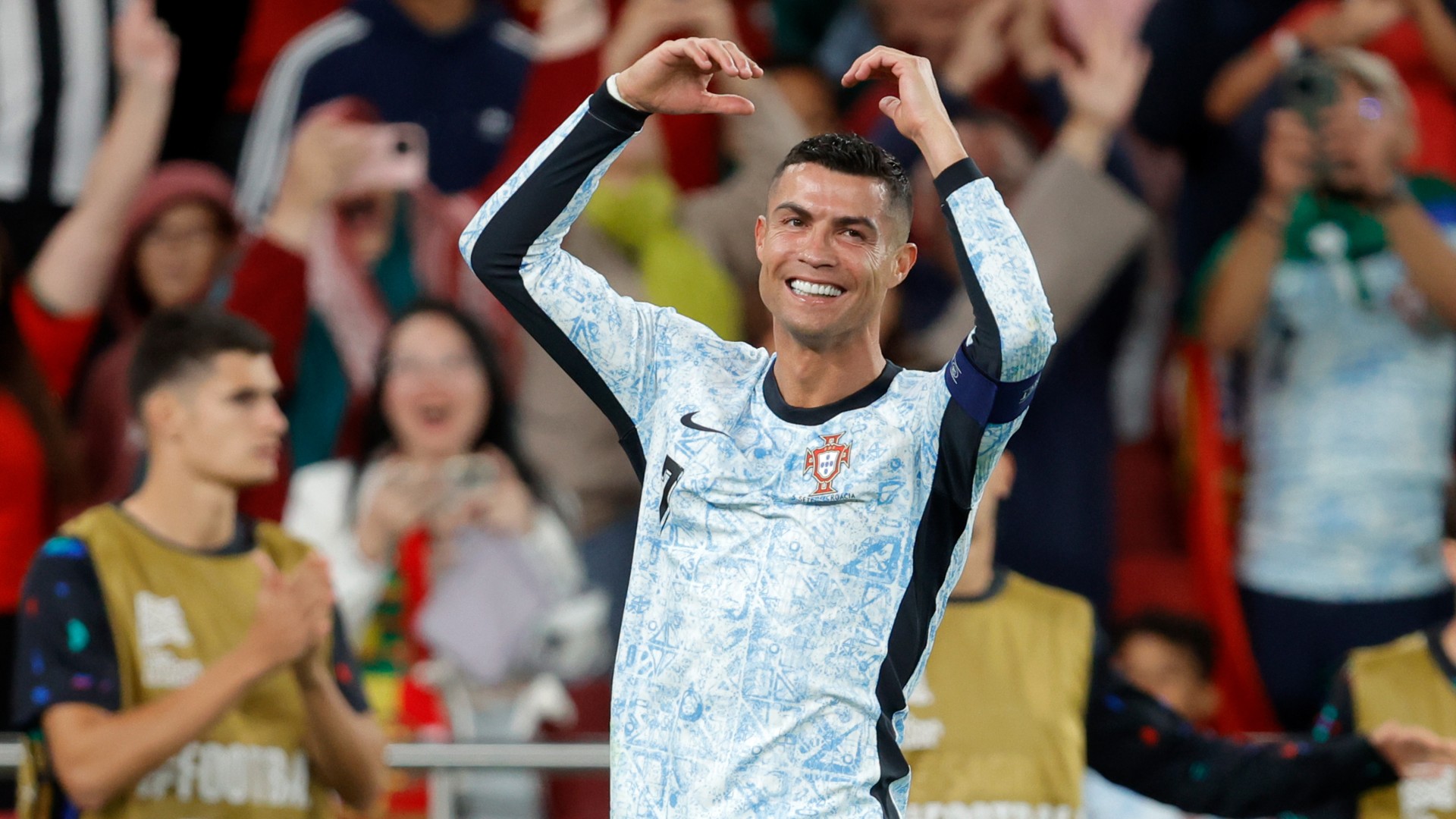 Martinez hails 'historic' Ronaldo