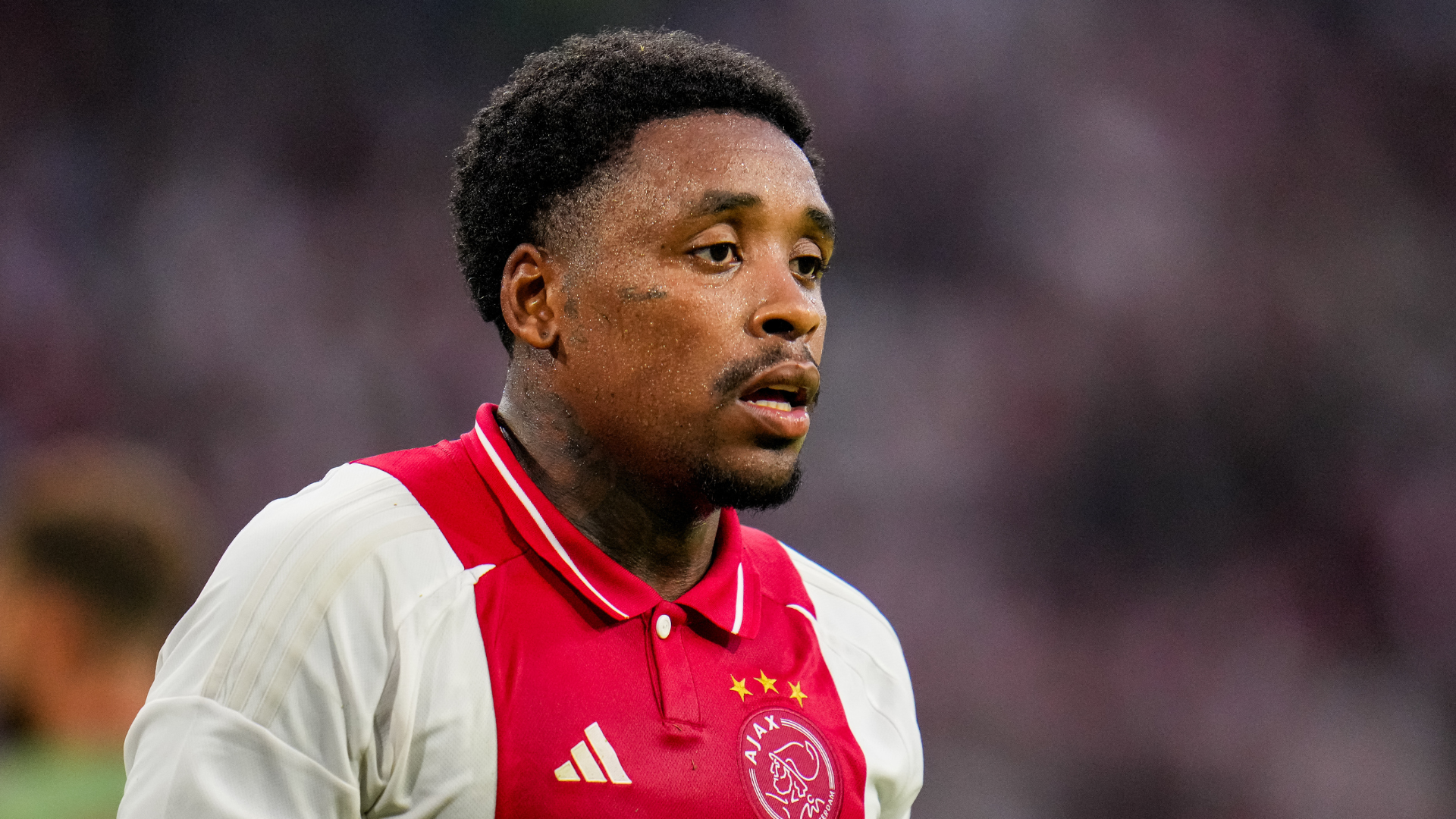 Bergwijn takes swipe at Koeman