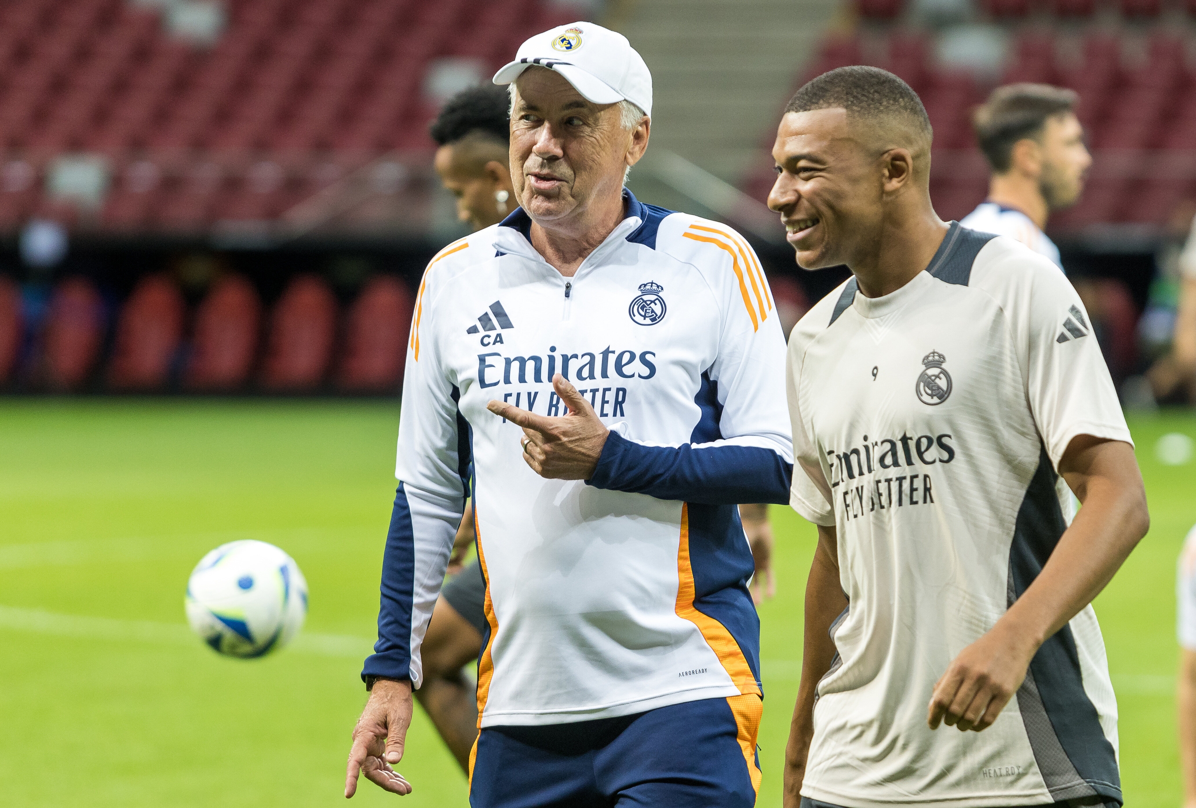 Carlo Ancelotti et Kylian Mbappé