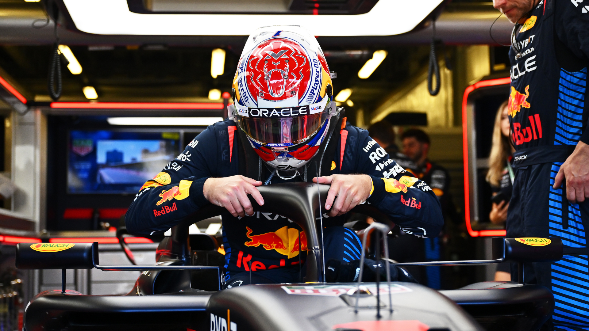 Verstappen frustrated with Red Bull