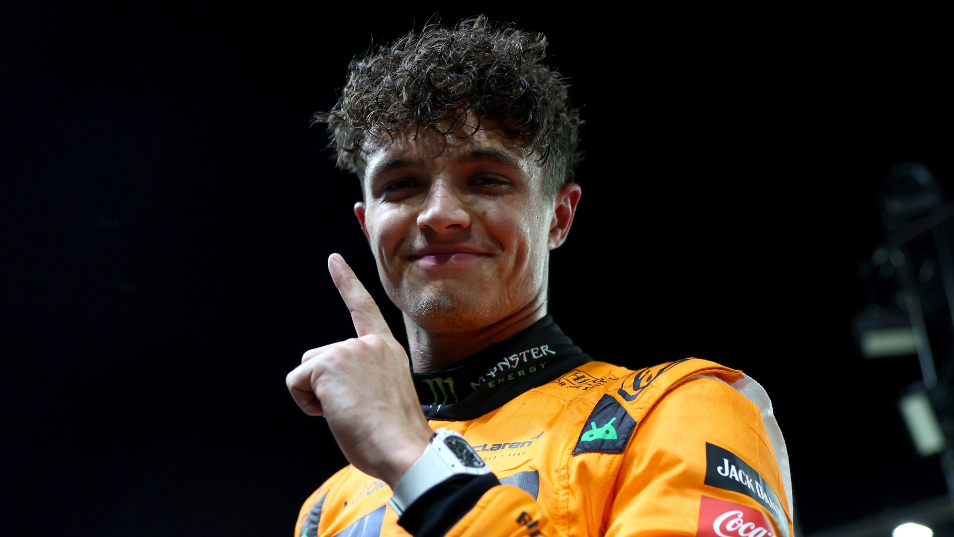 Norris takes pole in Singapore