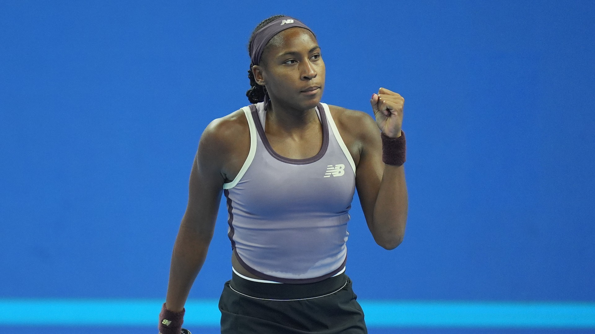 Gauff hits back in China Open