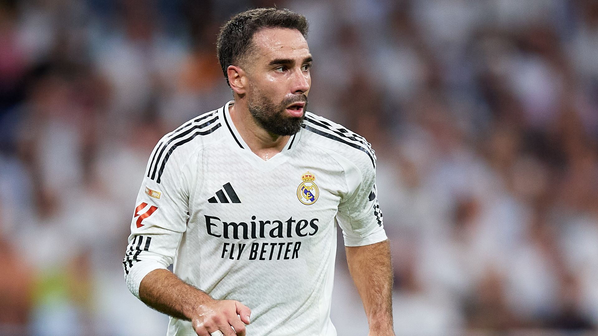 Carvajal signs new Madrid deal