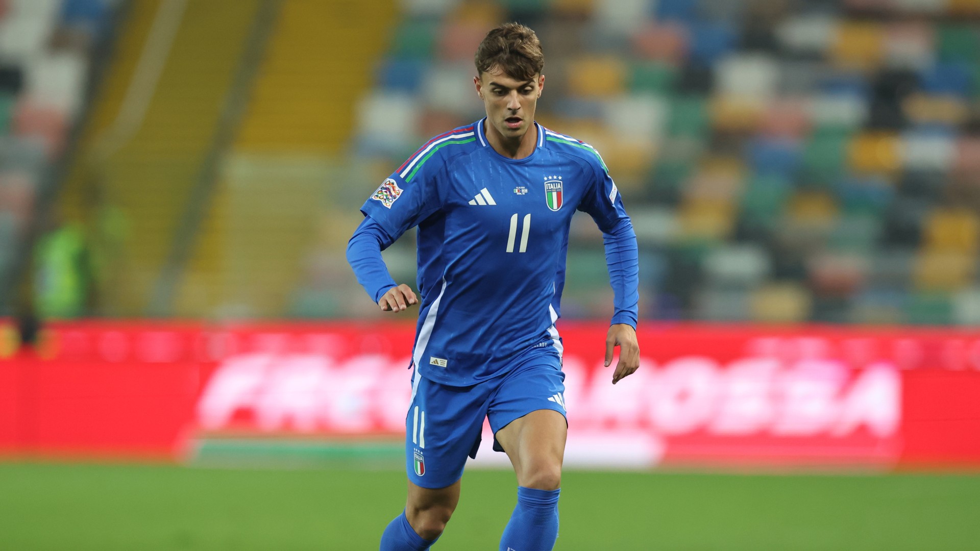 Maldini makes Italy bow