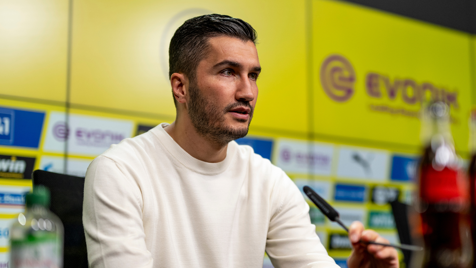 Sahin calls for calm at Dortmund