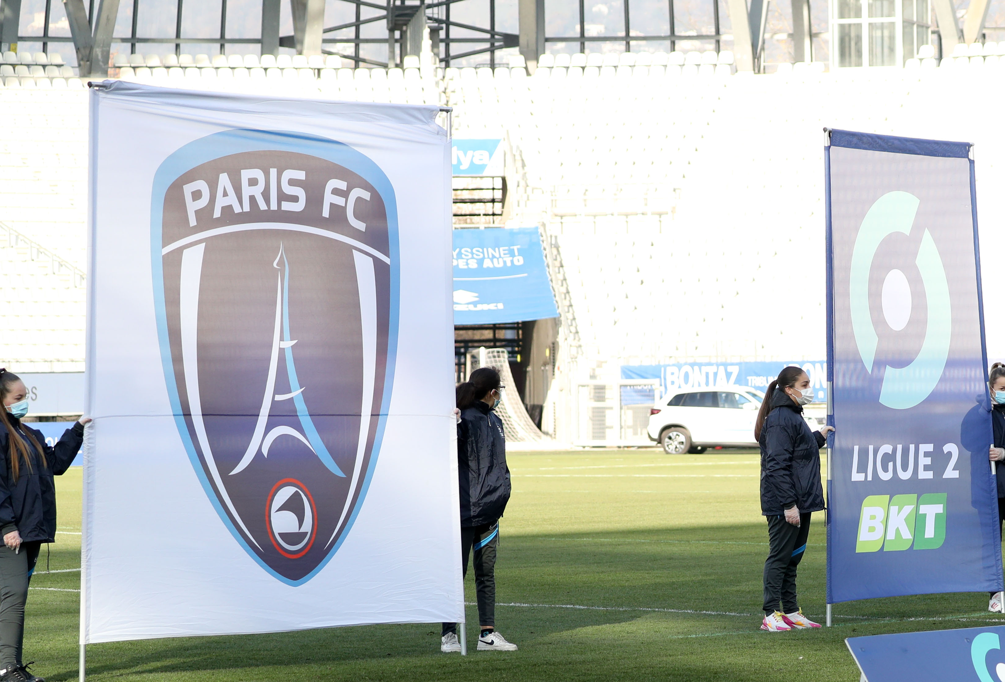 Paris FC drapeau