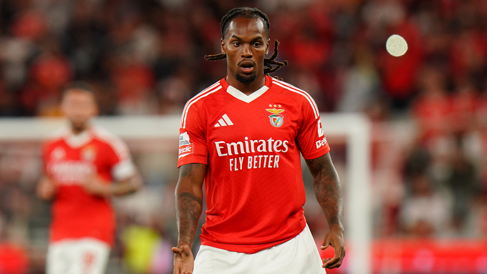 Sanches gives Benfica boost