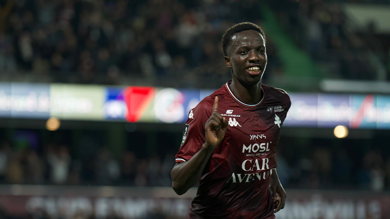 Ligue 2 : Metz bat Guingamp et se rapproche du trio de tête