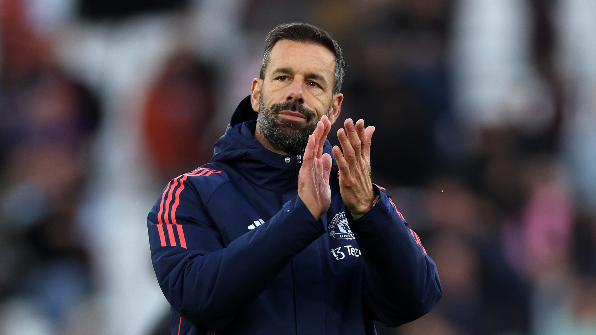 Van Nistelrooy wishes Man Utd well