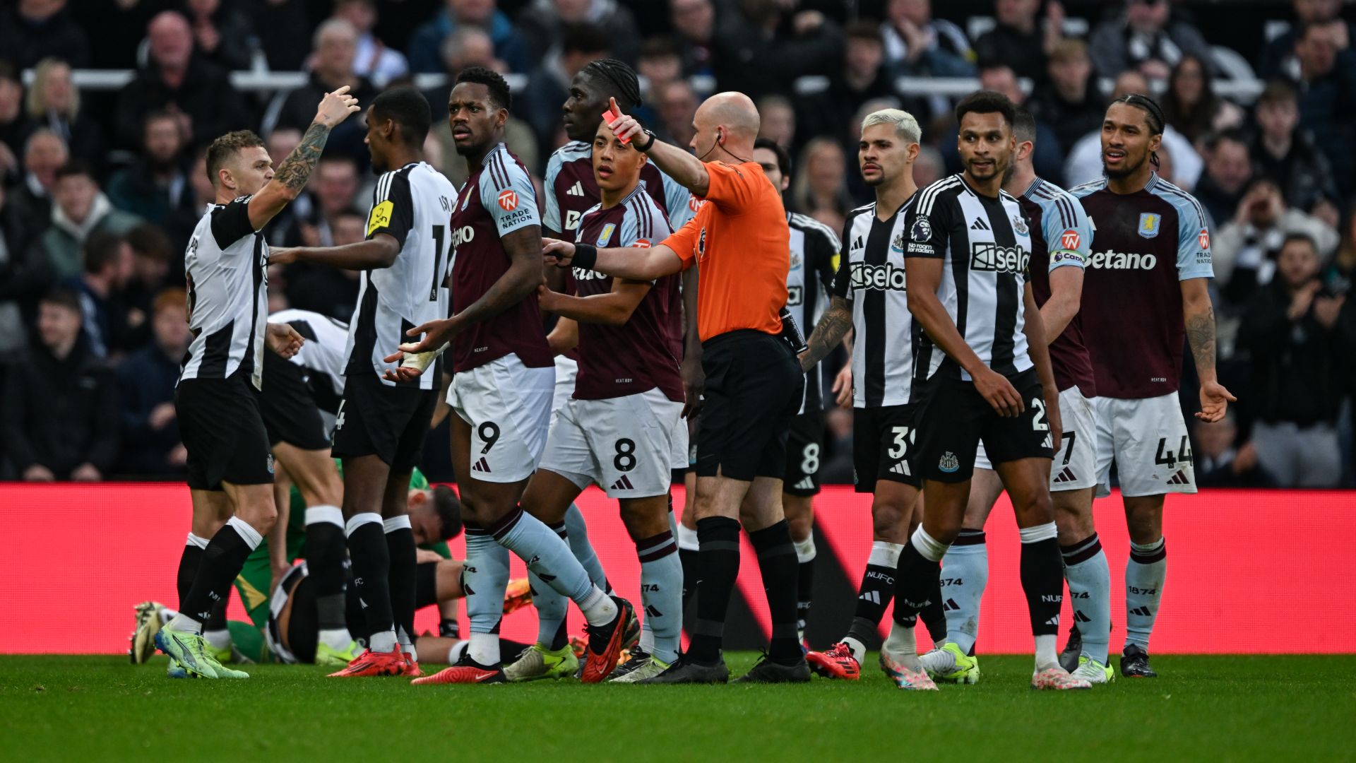 Duran red card 'hard to accept'